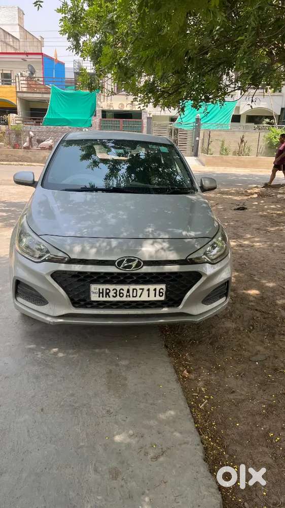 Single Handed Car With No Issue