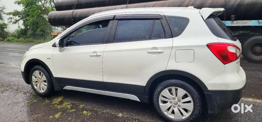 Maruti Suzuki S-cross 2017 Variant