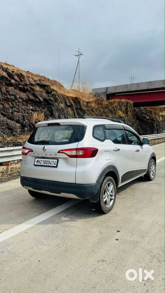 Renault Triber Rxz, 2022, Petrol