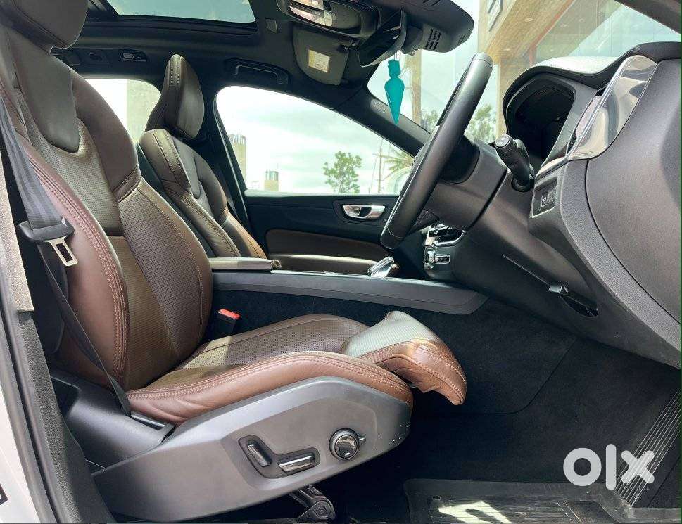 Volvo Xc60 2.0 B5 Ultimate, 2023, Petrol