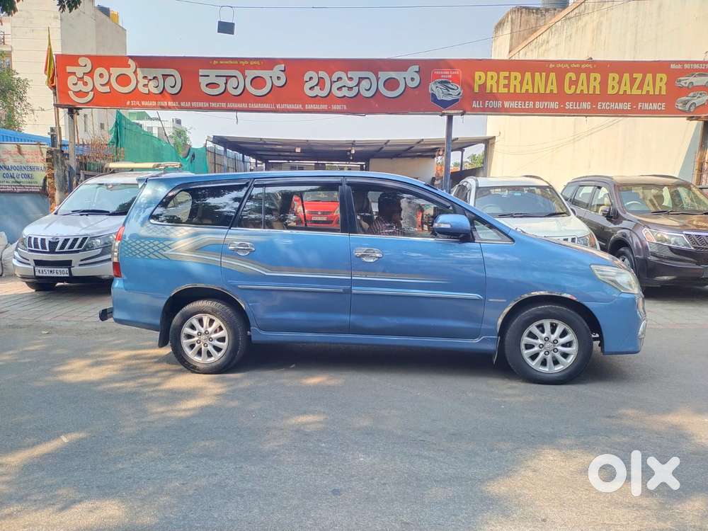 Toyota Innova 2.5 V 8 Str, 2013, Diesel