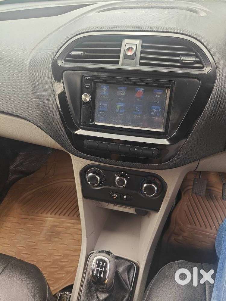 Tata Tiago 1.2 Revotron Xm, 2018, Petrol