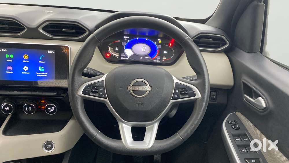 Nissan Magnite 1.0 Xv Turbo Cvt, 2022, Petrol