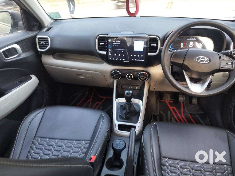 Hyundai Venue E 1.2 Petrol, 2025, Petrol
