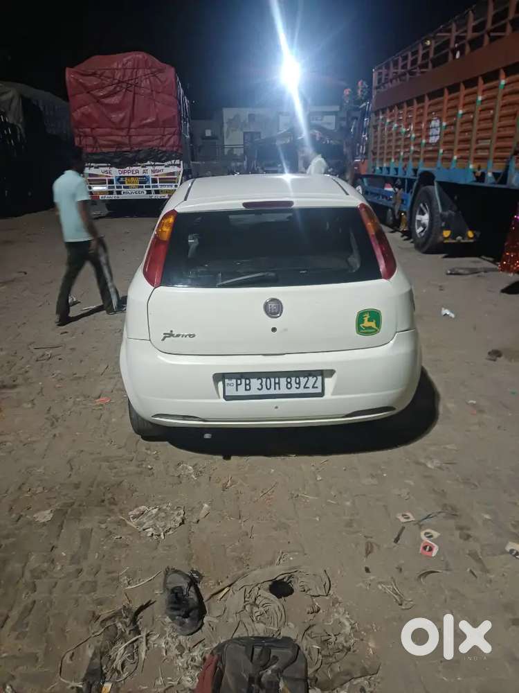 Fiat Punto 2012 Diesel 150000 Km Driven