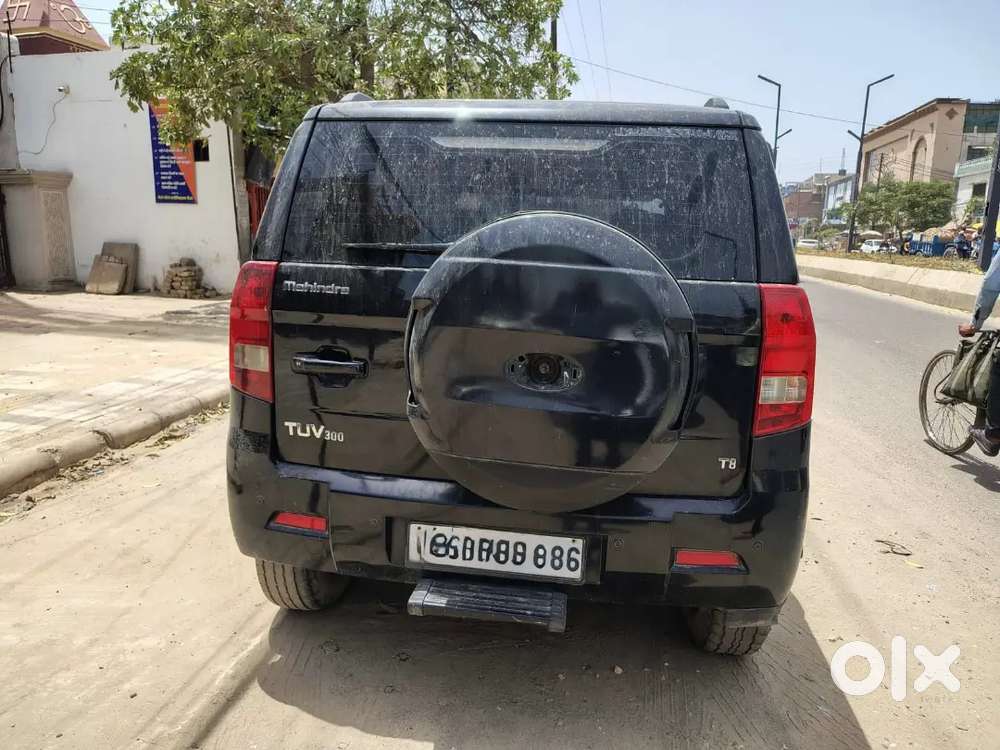 Mahindra Tuv 300 2018