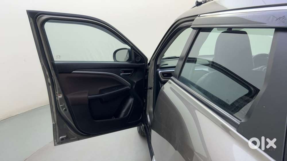Maruti Suzuki Vitara Brezza 1.5 Zxi At, 2024, Petrol
