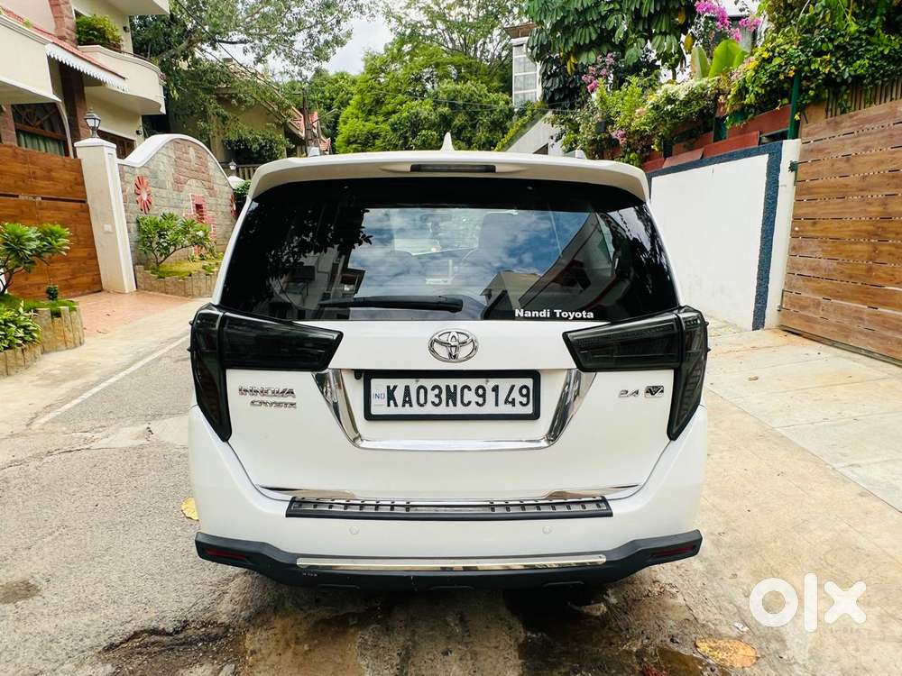 Toyota Innova Crysta 2.4 V 7 Str, 2018, Diesel