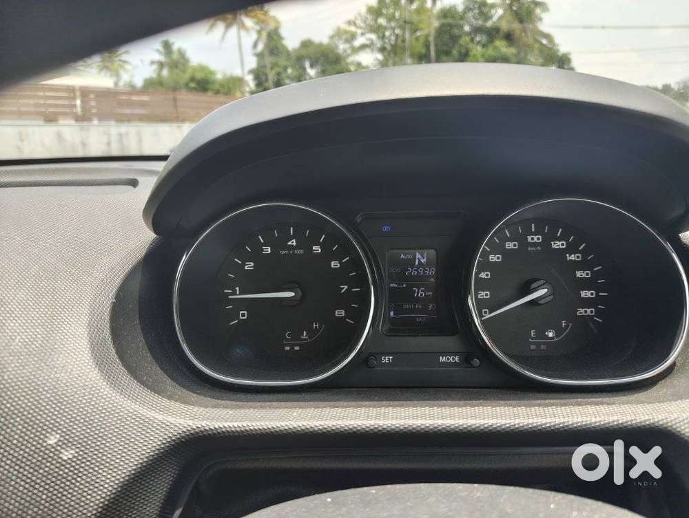 Tata Tiago 1.2 Revotron Xza, 2018, Petrol