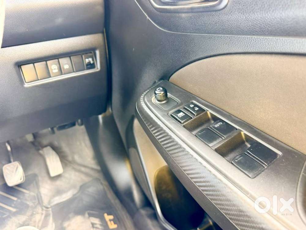 Maruti Suzuki Swift Vxi + Manual, 2021, Petrol
