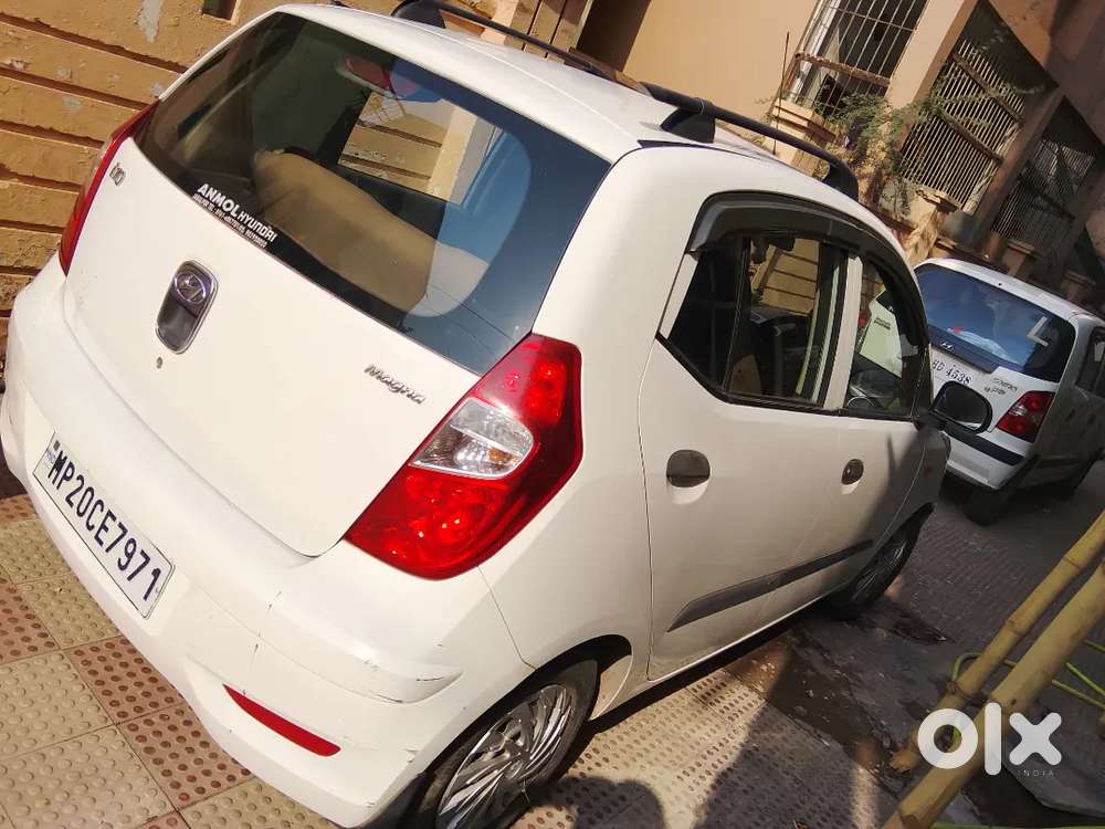 Hyundai I10 2015 Petrol Well Maintained ,good Condition Fresh .