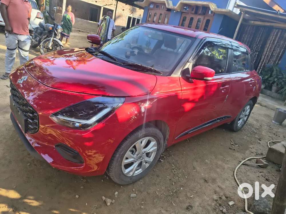 Maruti Suzuki New-gen Swift Zxi Ags Petrol 1700 Km Driven
