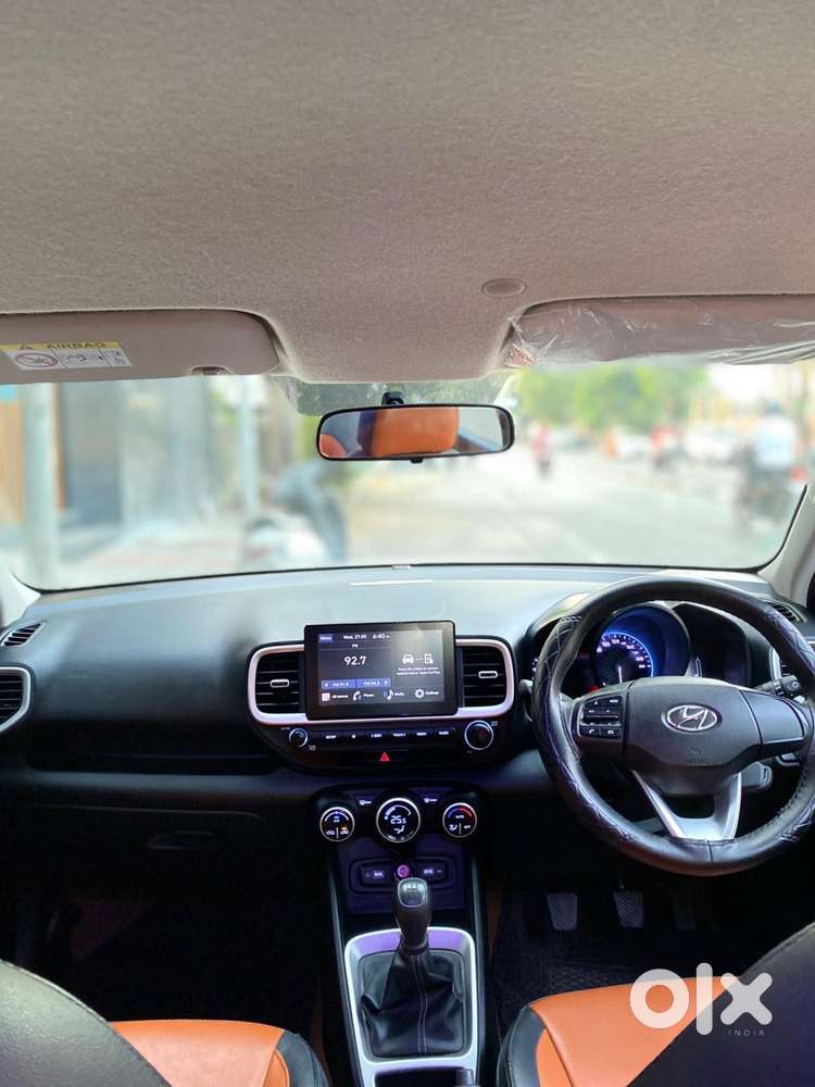 Hyundai Venue 1.2 S Plus, 2022, Petrol