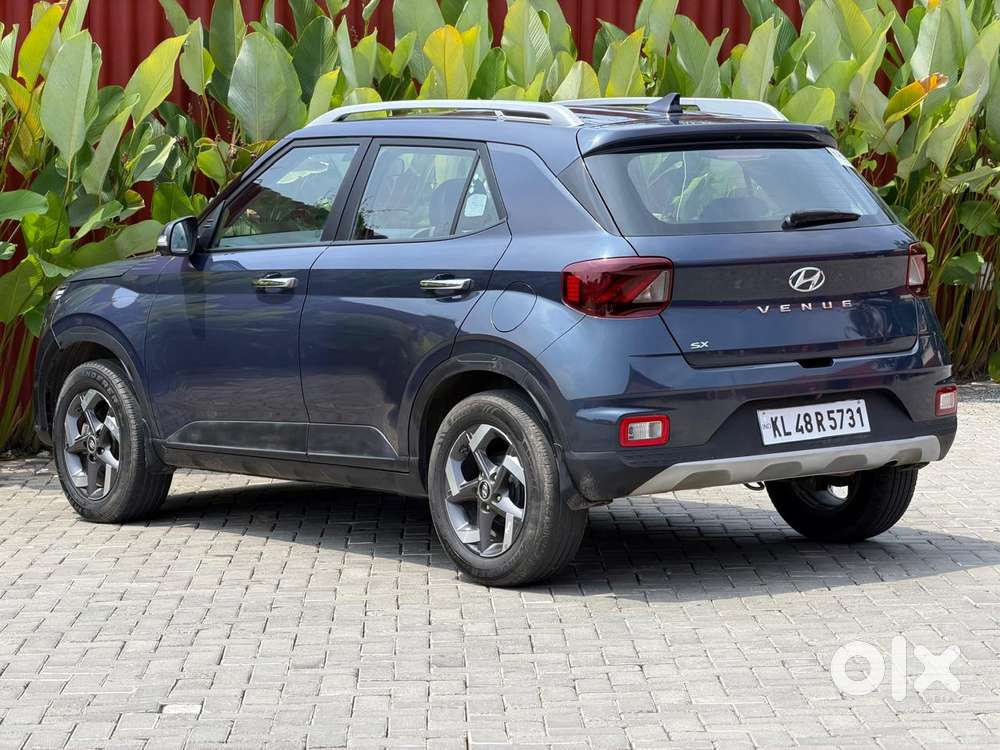 Hyundai Venue 1.5 Crdi Sx (o) Executive, 2022, Petrol
