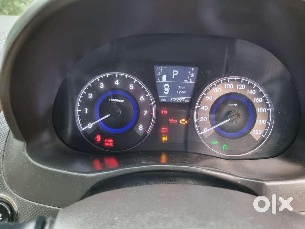 Hyundai Fluidic Verna 1.6 Vtvt S (o) Automatic, 2013, Petrol
