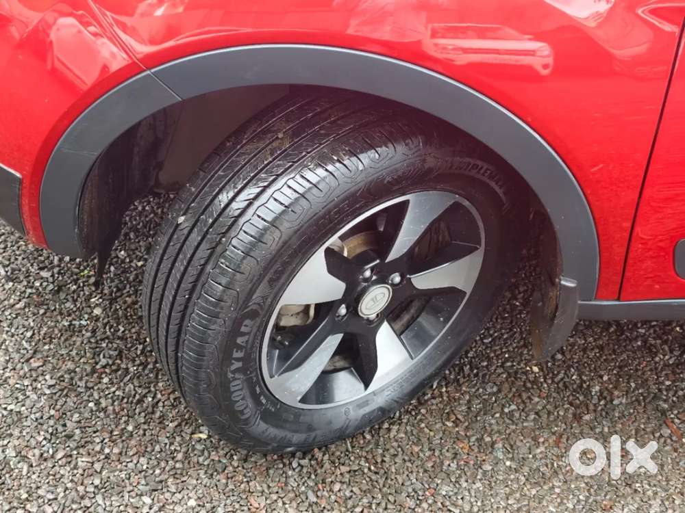 Tata Nexon 1.2 Revotron Xza Plus, 2019, Petrol