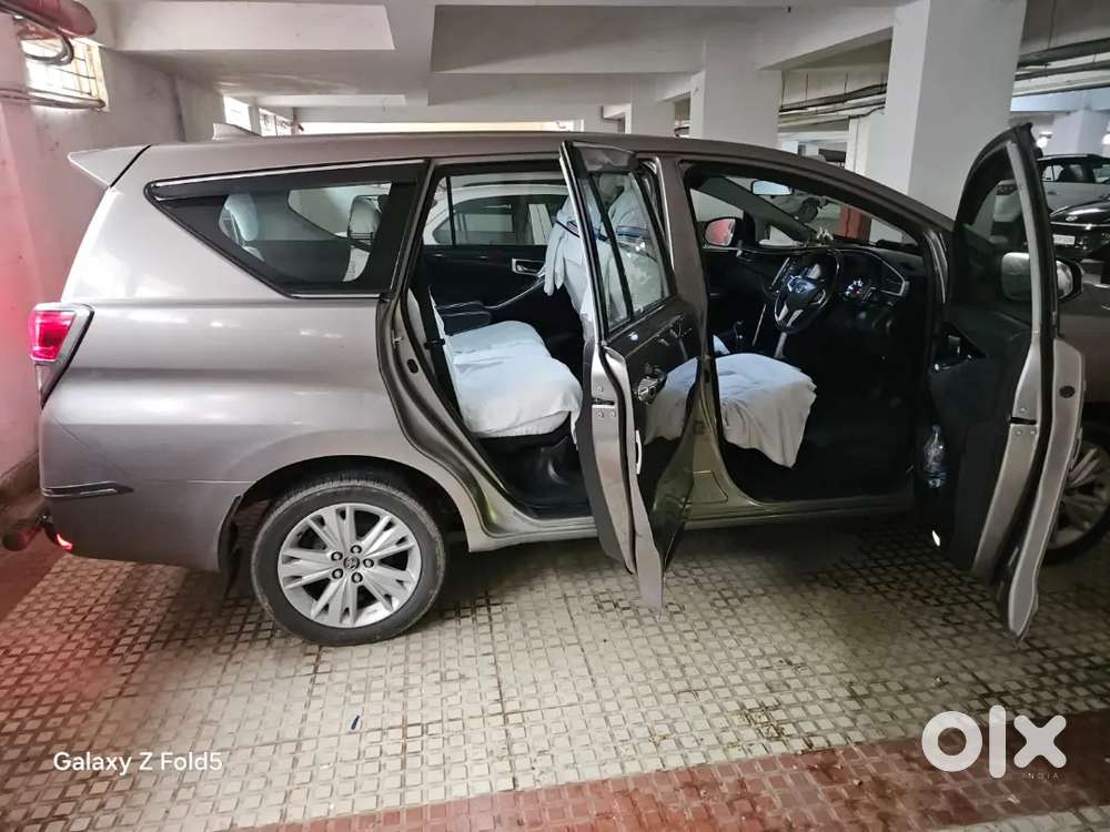 Toyota Innova Crysta 2016 Diesel Manual