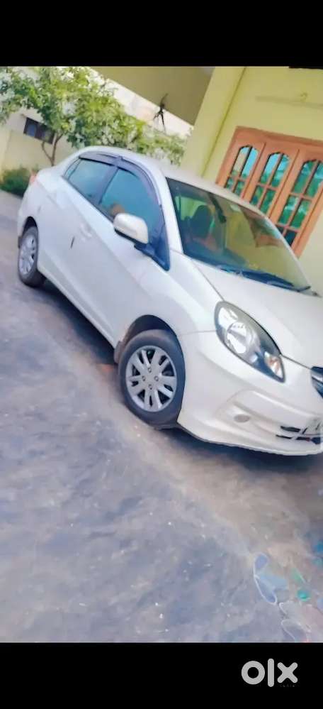 Honda Amaze Diesel 2014 Variant