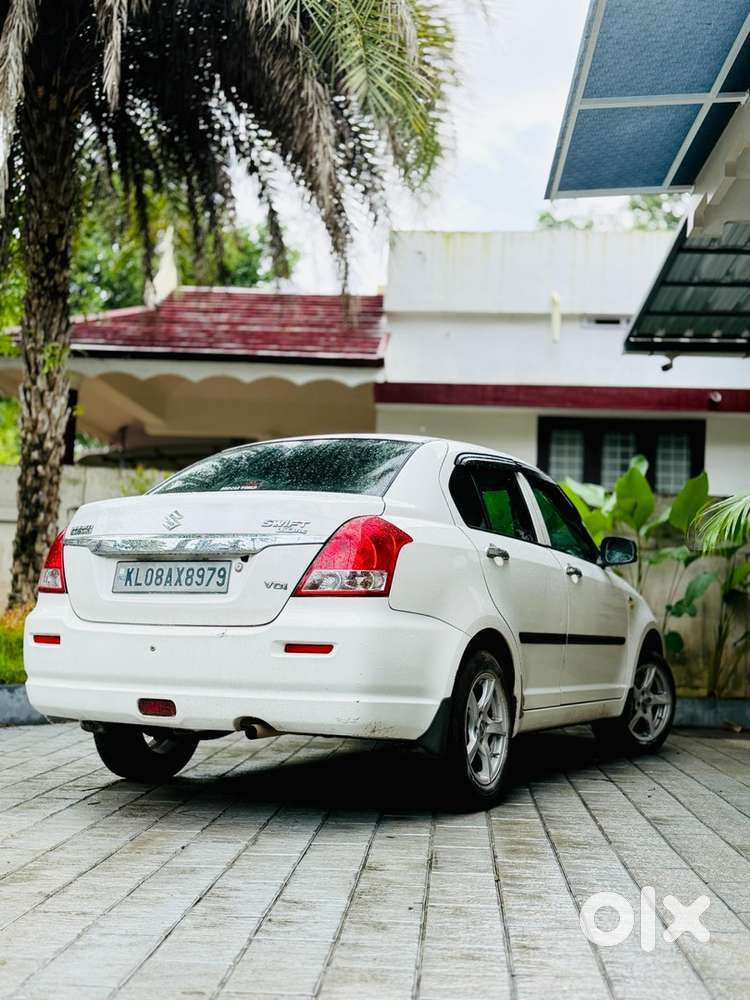 Swift Dezire 2012