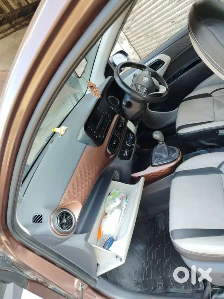 Hyundai Aura Sx 2022