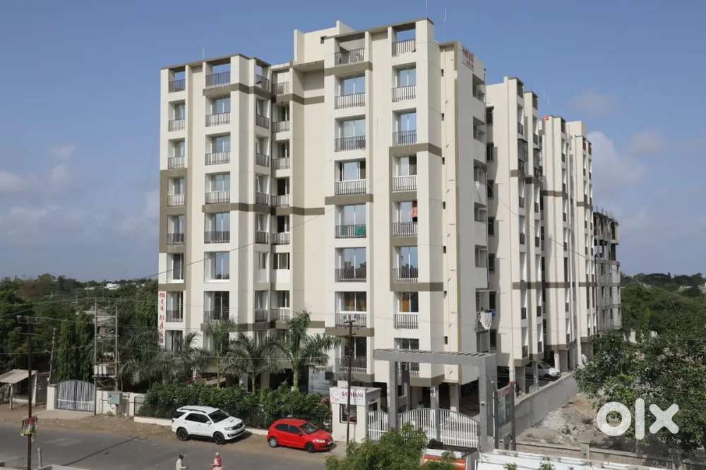 From 1st November With Children Play Are Fully Furnished flat availabl