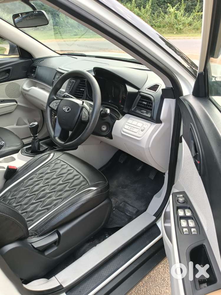 Mahindra Xuv300 W6, 2022, Petrol