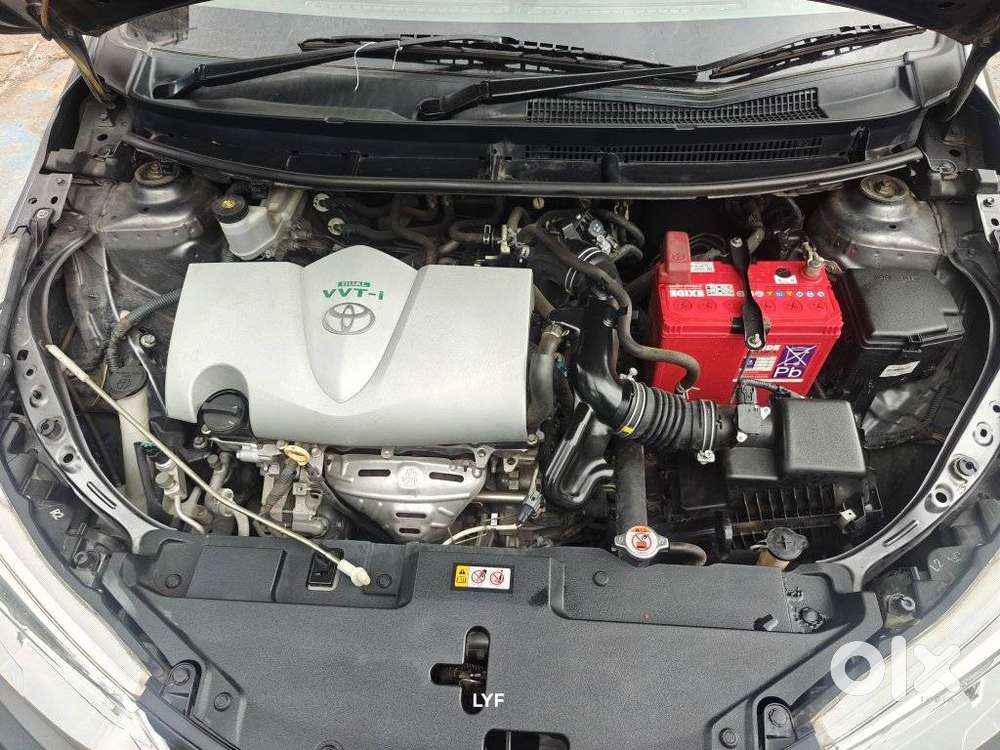 Toyota Yaris J Cvt, 2018, Petrol