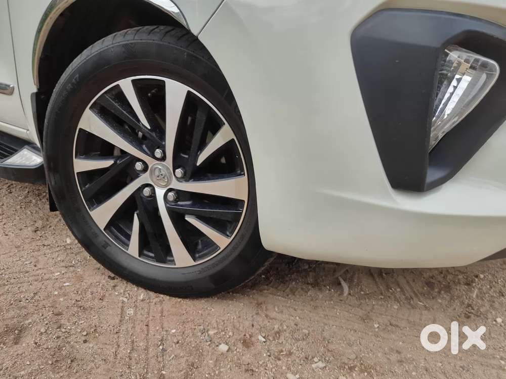 Toyota Innova Crysta [2020-ongoing] 2.4 Zx At 7 Str, 2022, Diesel