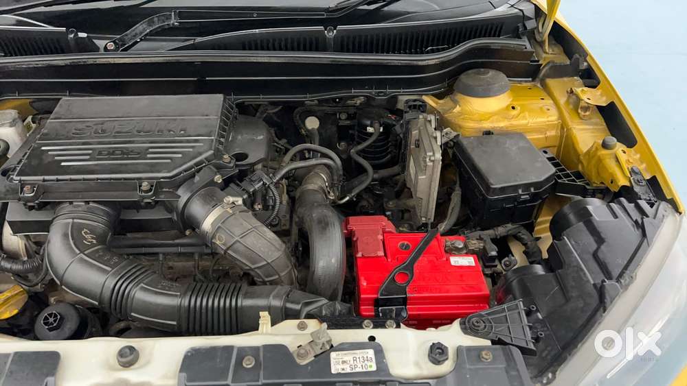 Maruti Suzuki Vitara Brezza Zdi+ Dual Tone Mt, 2016, Diesel