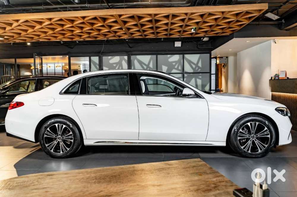 Mercedes-benz E-class E 200, 2025, Petrol