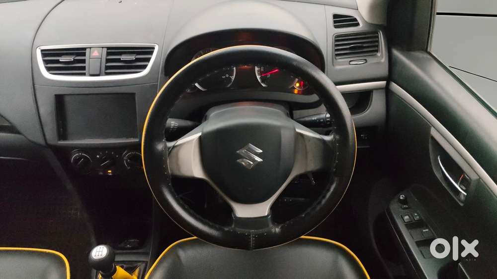 Maruti Suzuki Swift Vxi, 2015, Petrol