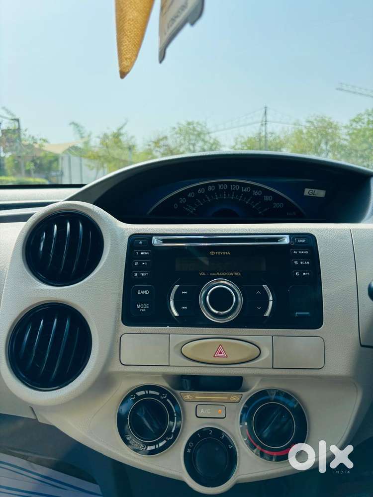 Toyota Etios Liva 2014-2016 G, 2014, Petrol