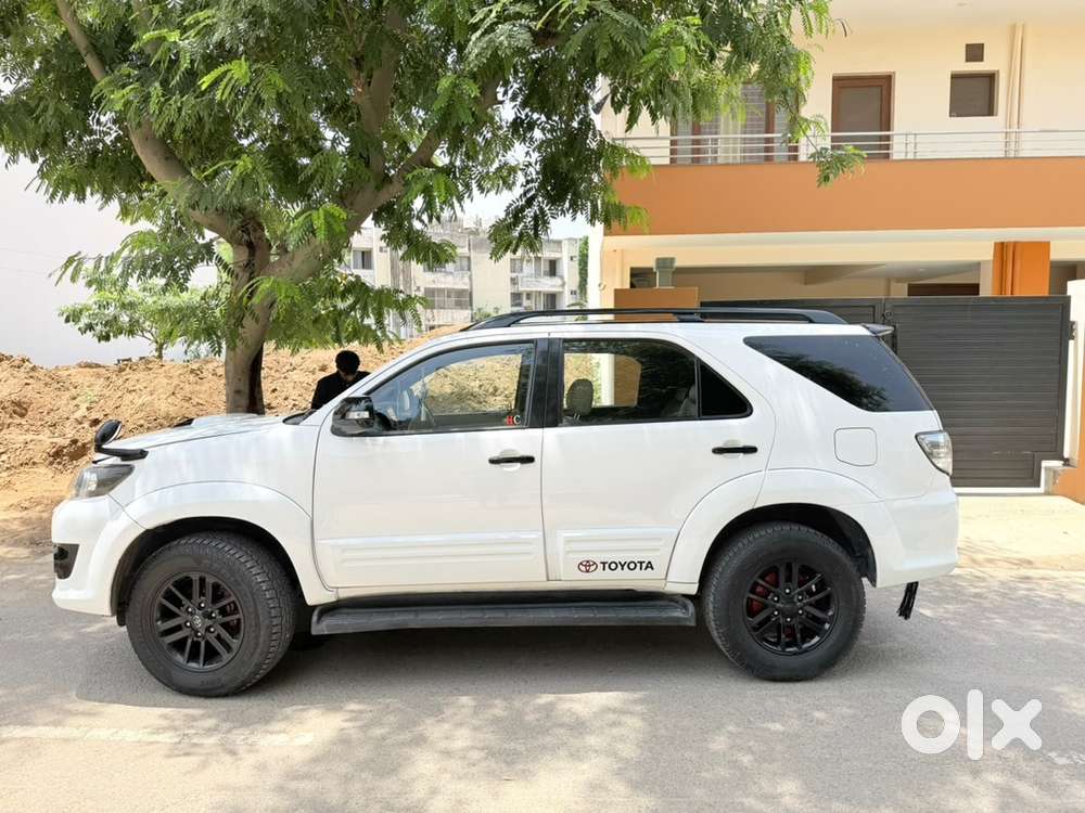 Toyota Fortuner Diesel 2014
