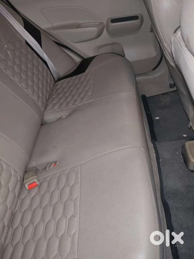 Maruti Suzuki Dzire 2016 Petrol 90000 Km Driven