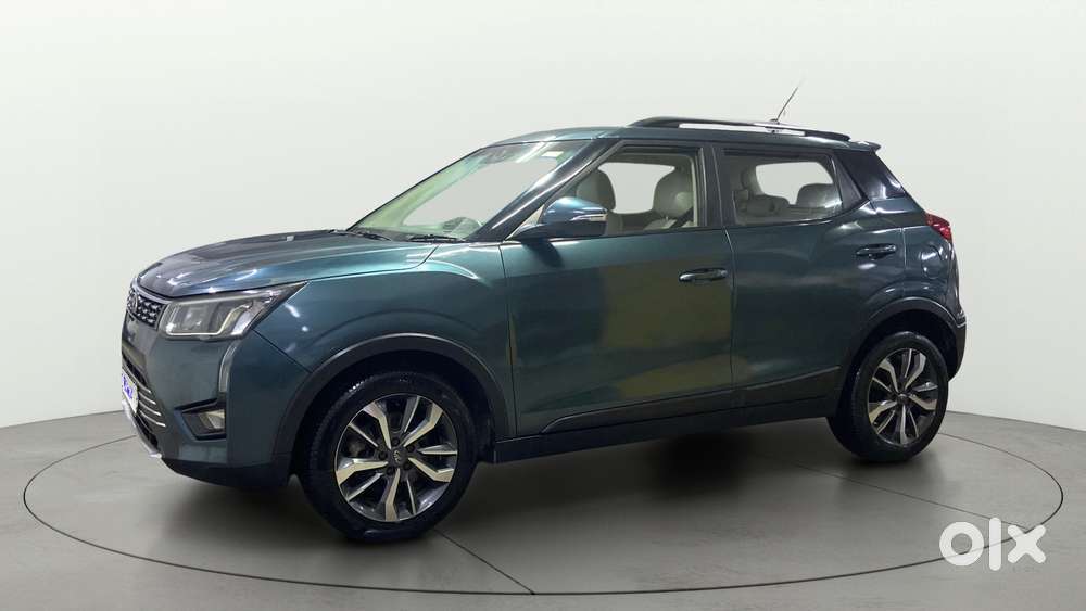 Mahindra Xuv300 1.2 W8 (o) Amt Petrol, 2021, Petrol