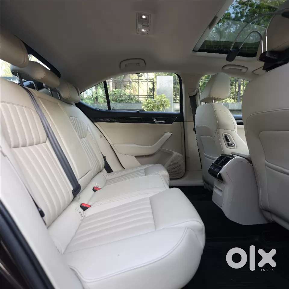 Skoda Superb 2.0 L&k Tsi At, 2021, Petrol