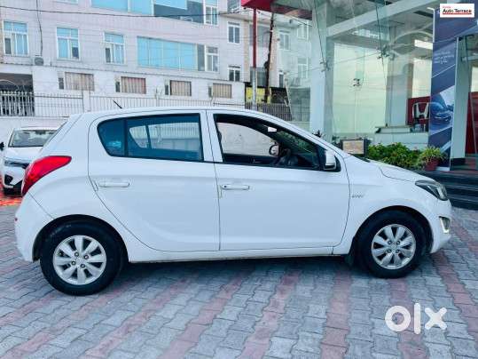 Hyundai I20 Sportz 1.2 Vtvt, 2013, Petrol