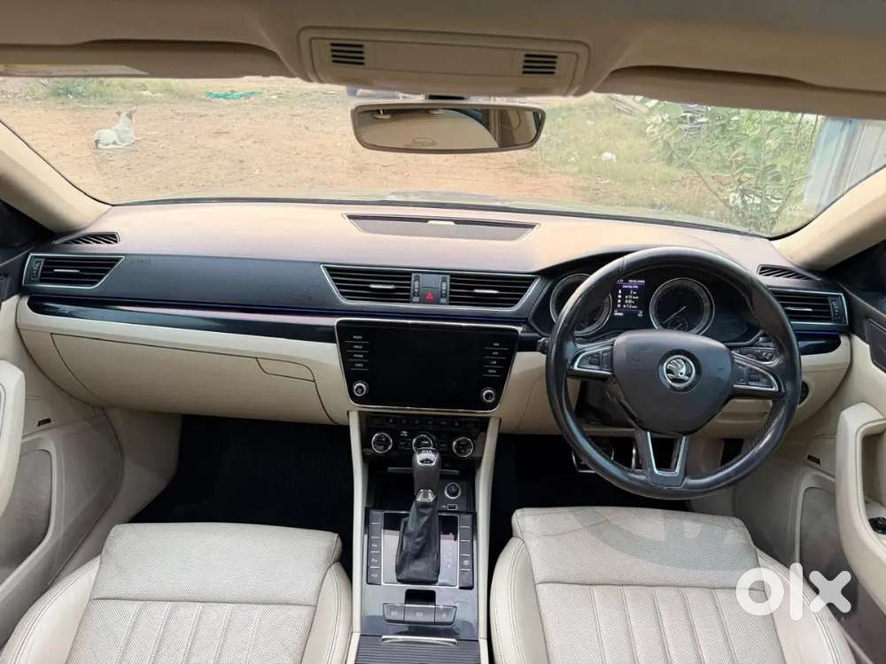 Skoda Superb 2019 Diesel 89000 Km Driven
