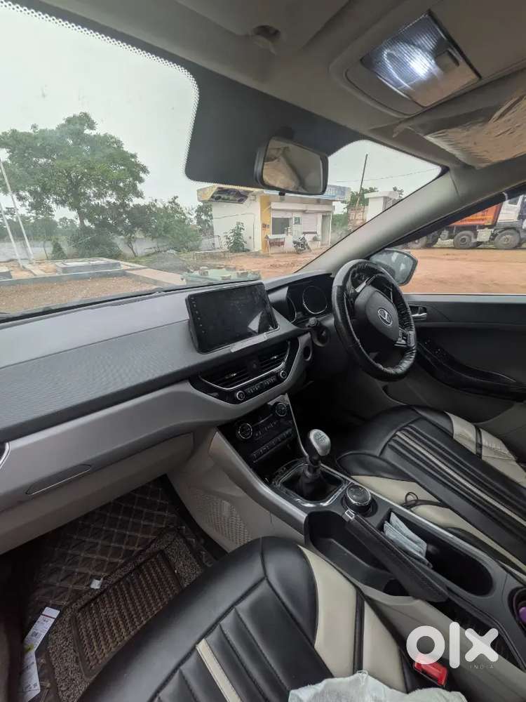 Tata Nexon Petrol 2018
