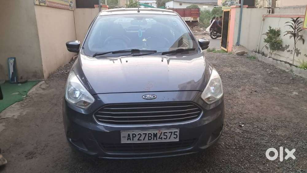 Ford Figo 2012-2015 Petrol Titanium, 2016, Petrol