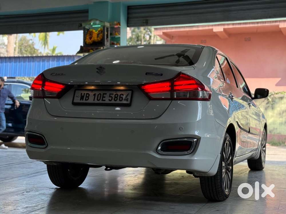 Maruti Suzuki Ciaz Smart Hybrid Alpha , 2023, Petrol