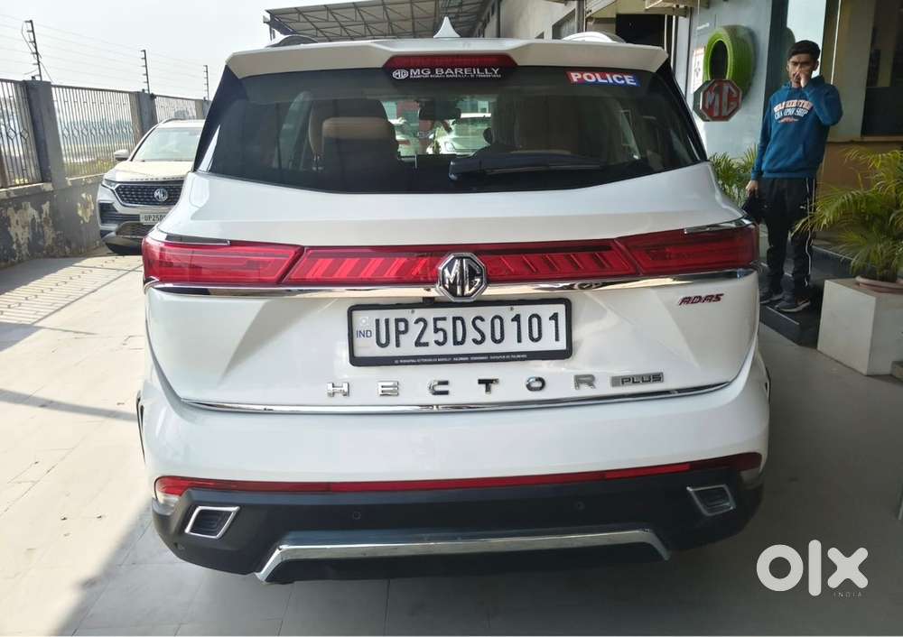Mg Hector Plus 2023 Petrol New Condition