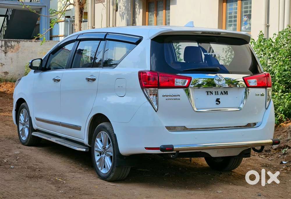 Toyota Innova Crysta 2.8z Automatic, 2018, Diesel
