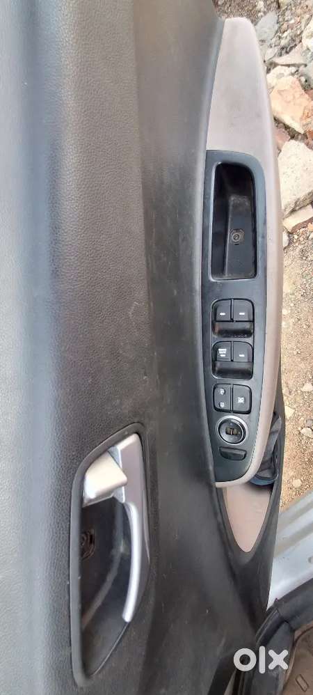 Hyundai Grand I10 Sportz 2017 Car