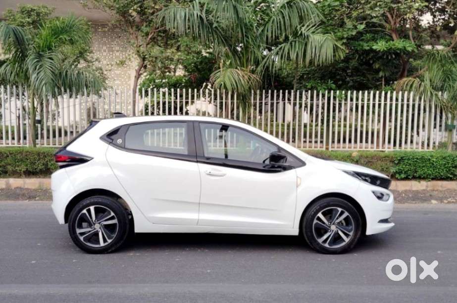 Tata Altroz Xz, 2024, Petrol