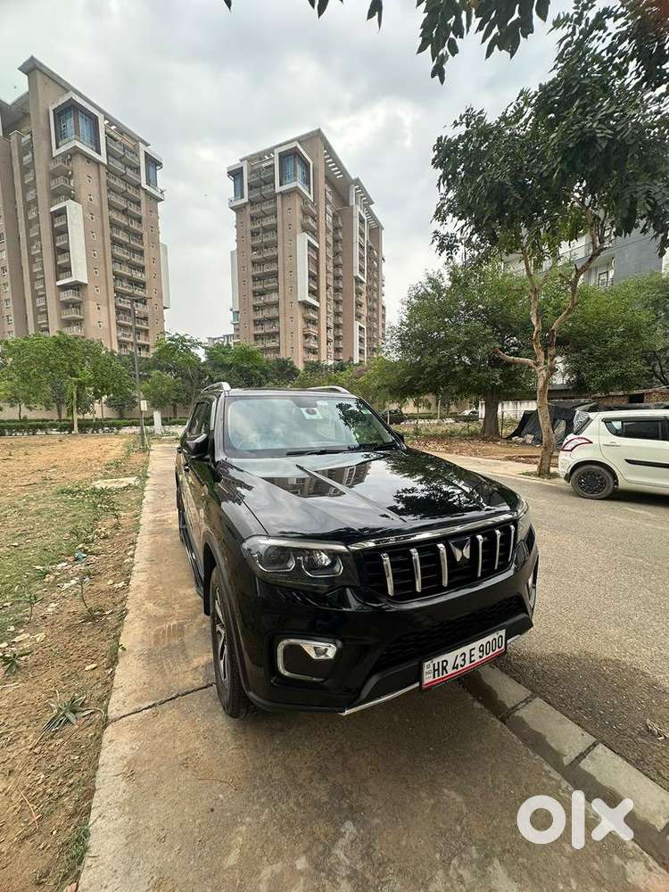 Scorpio N Z8l 4*4 At Diesel - Top Model