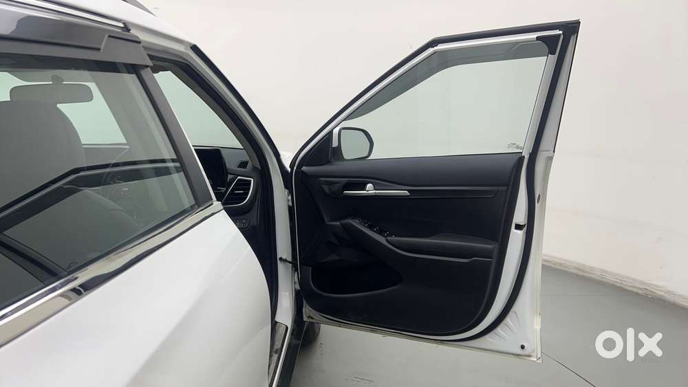 Kia Seltos 1.5 Htk+, 2023, Petrol