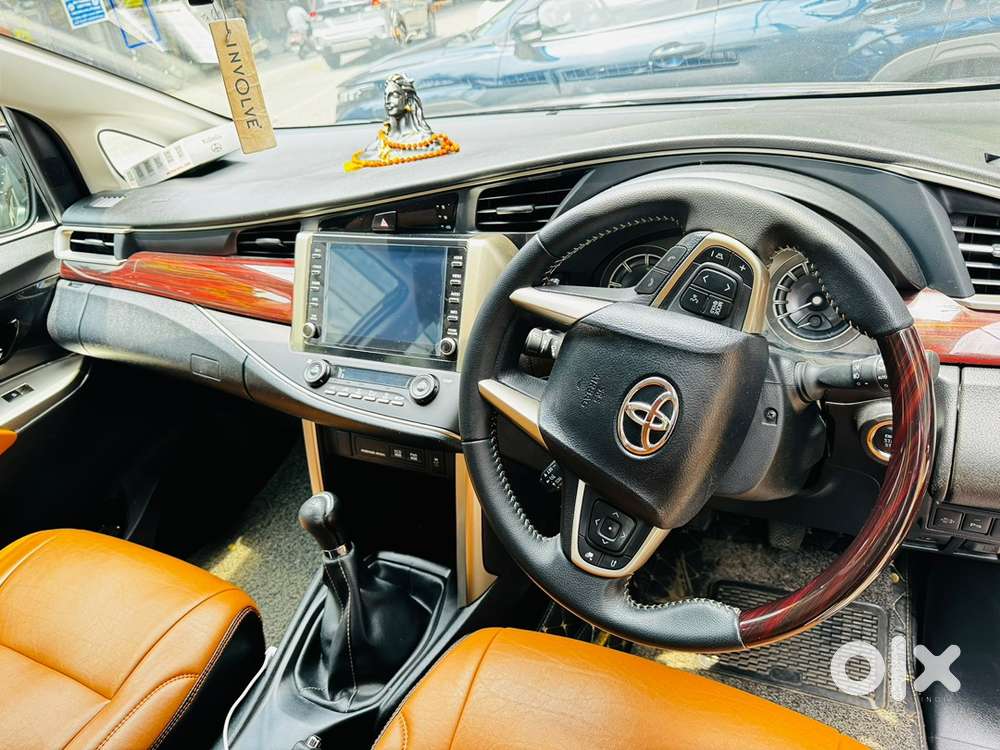 Toyota Innova Crysta 2022