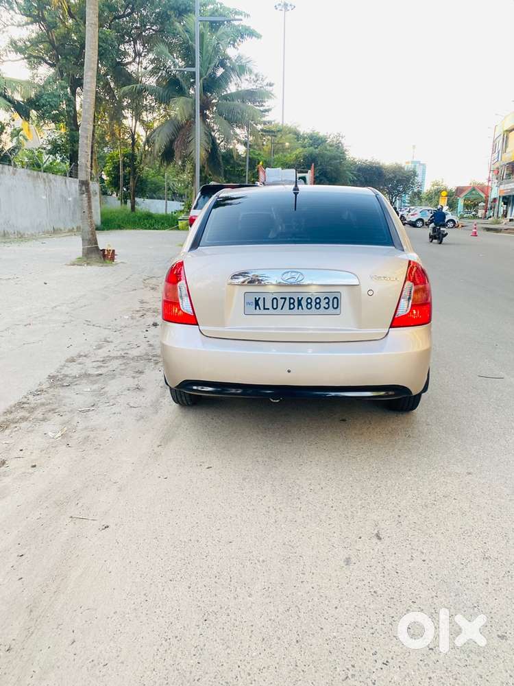 Hyundai Verna 2009 Petrol Manual