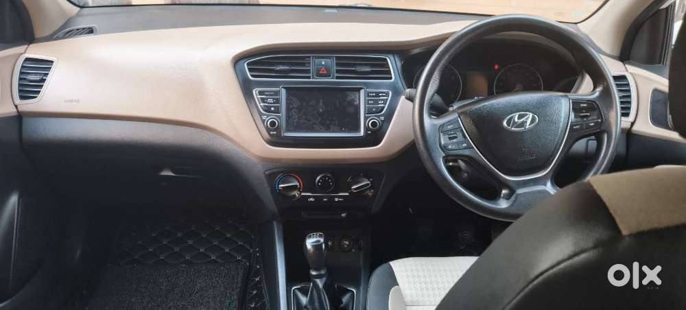 Hyundai I20 Sportz 1.2 Mt, 2020, Petrol